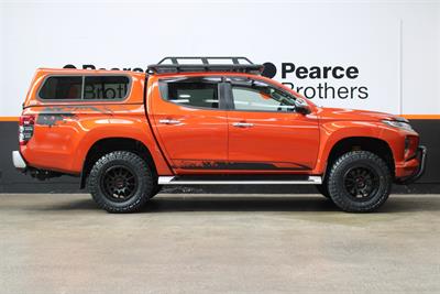 2020 Mitsubishi Triton - Thumbnail