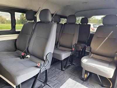 2017 Toyota Hiace - Thumbnail