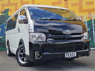 2017 Toyota Hiace - Thumbnail