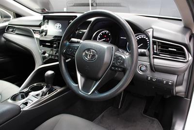 2021 Toyota Camry - Thumbnail