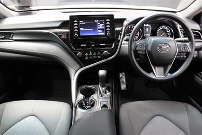 2021 Toyota Camry - Thumbnail