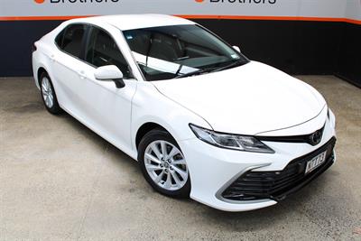 2021 Toyota Camry - Thumbnail