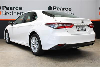 2021 Toyota Camry - Thumbnail