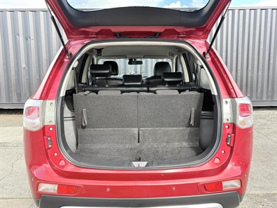 2014 Mitsubishi Outlander - Thumbnail