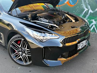 2021 Kia Stinger - Thumbnail