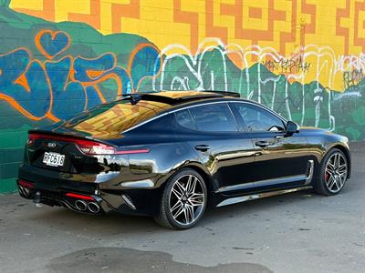 2021 Kia Stinger - Thumbnail