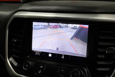 2020 Holden Acadia - Thumbnail