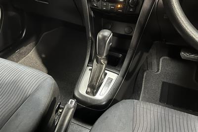 2011 Suzuki Swift - Thumbnail