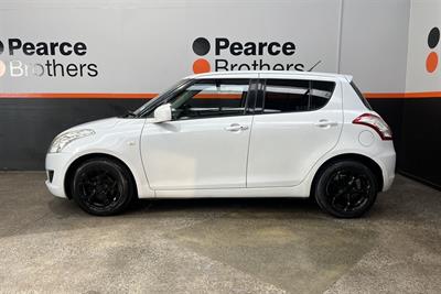 2011 Suzuki Swift - Thumbnail
