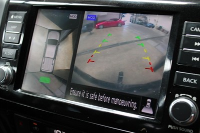 2021 Nissan Navara - Thumbnail