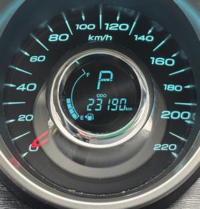 2022 Mahindra XUV500 - Thumbnail
