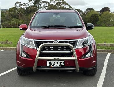 2022 Mahindra XUV500 - Thumbnail