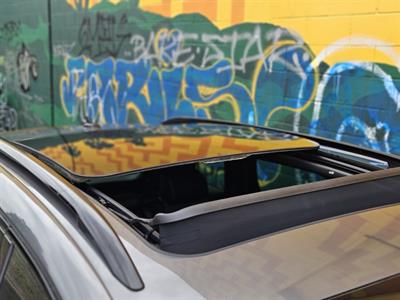 2018 Volkswagen Touareg - Thumbnail