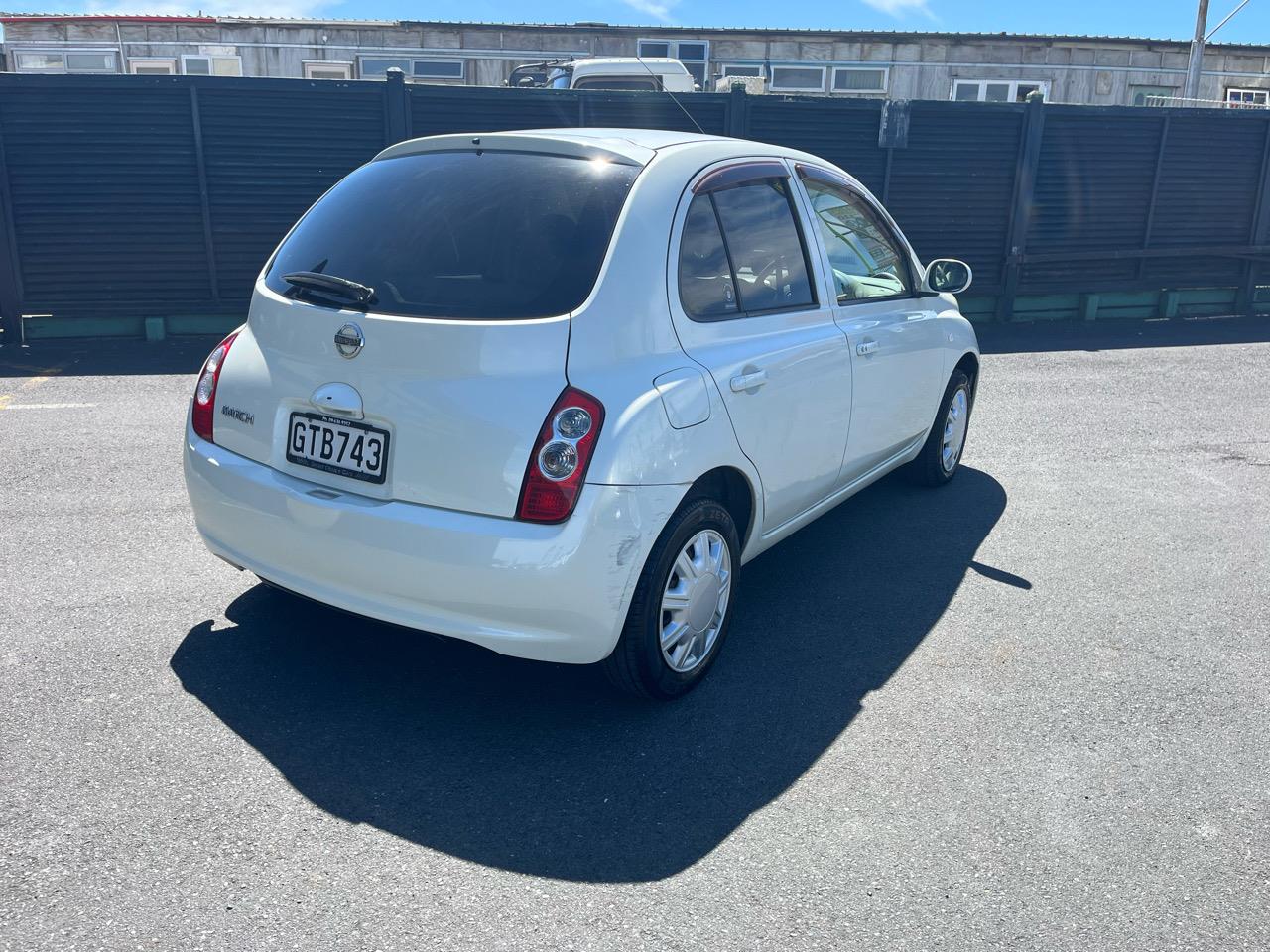 2007 Nissan March