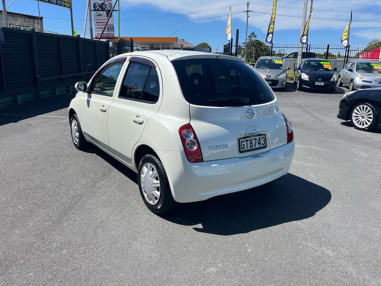 2007 Nissan March