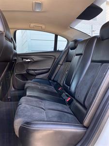 2017 Holden Commodore - Thumbnail