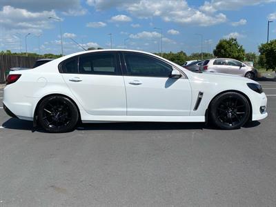 2017 Holden Commodore - Thumbnail