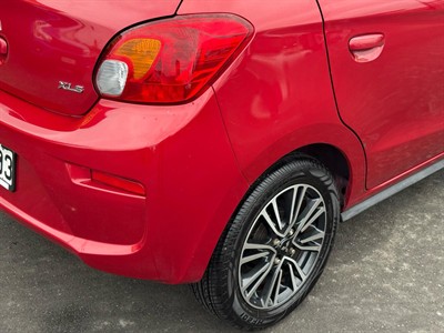 2017 Mitsubishi MIRAGE - Thumbnail
