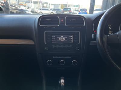 2011 Volkswagen GOLF - Thumbnail