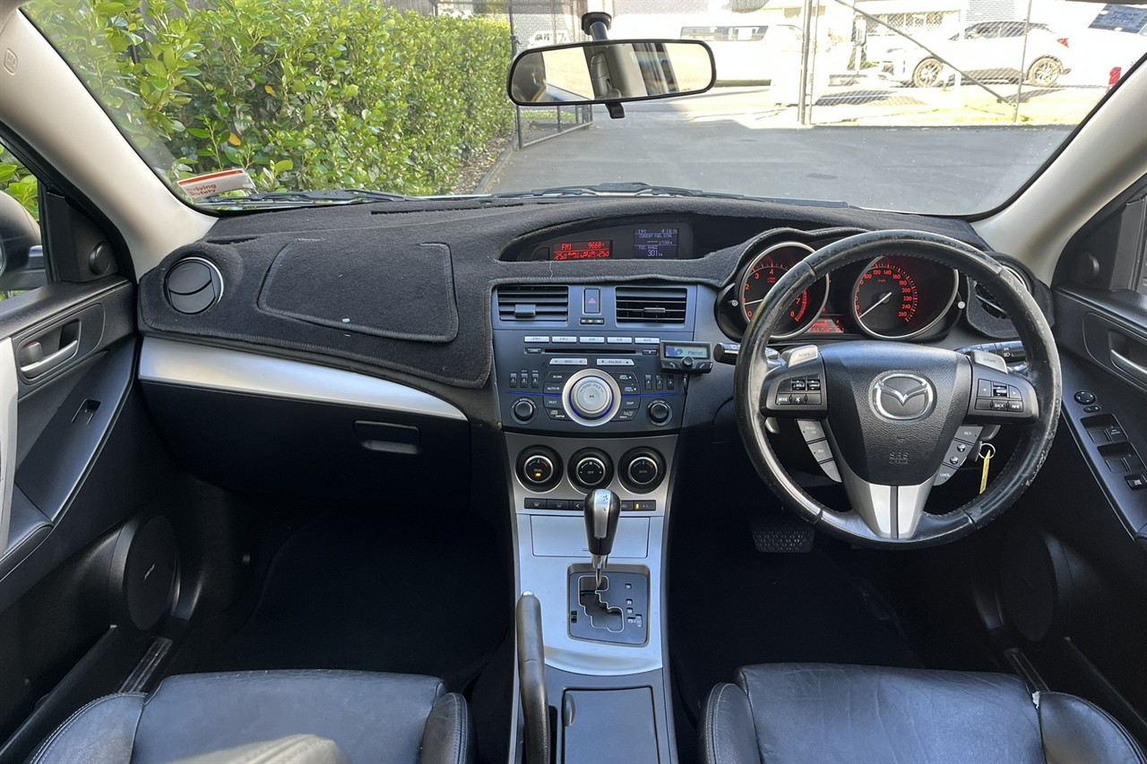 2010 Mazda Mazda 3 SP25