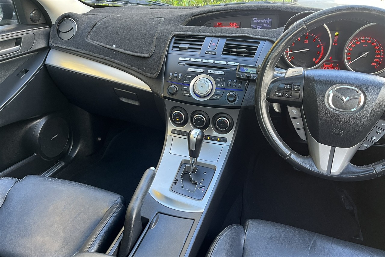2010 Mazda Mazda 3 SP25