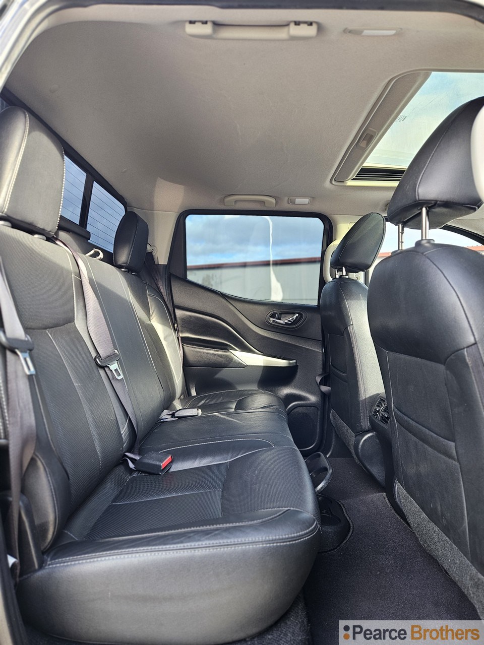 2015 Nissan Navara