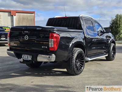 2015 Nissan Navara - Thumbnail