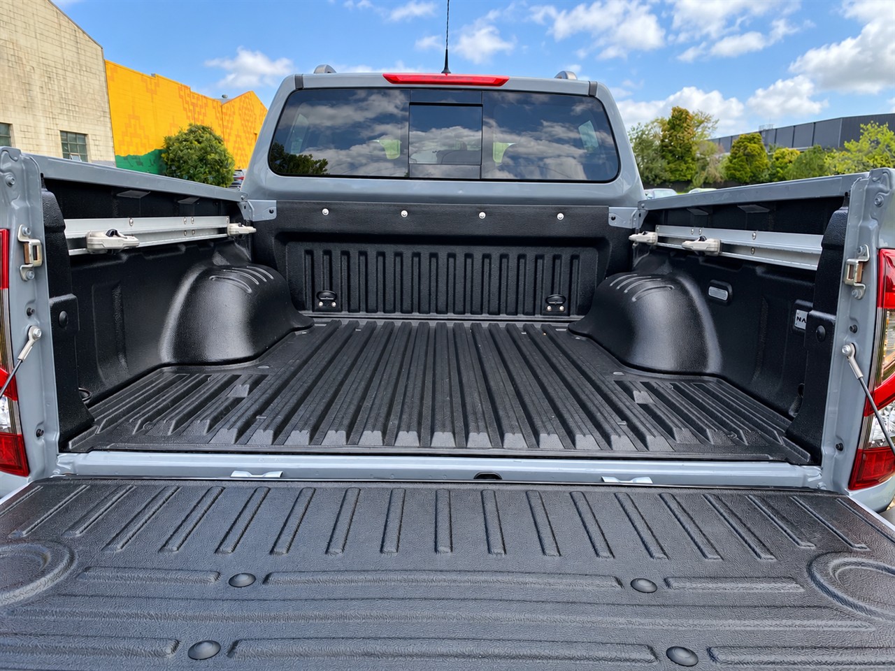 2023 Nissan Navara