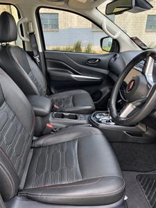 2023 Nissan Navara - Thumbnail