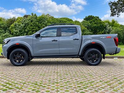 2023 Nissan Navara - Thumbnail
