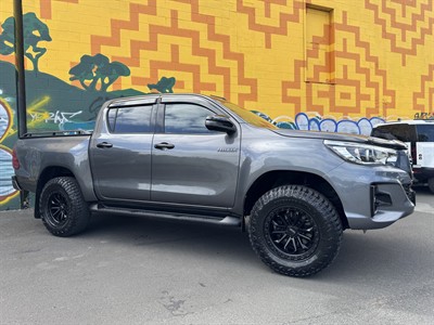 2018 Toyota Hilux - Thumbnail