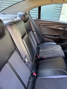 2015 Holden Commodore - Thumbnail