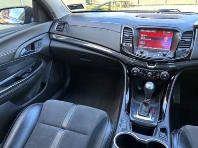 2015 Holden Commodore - Thumbnail