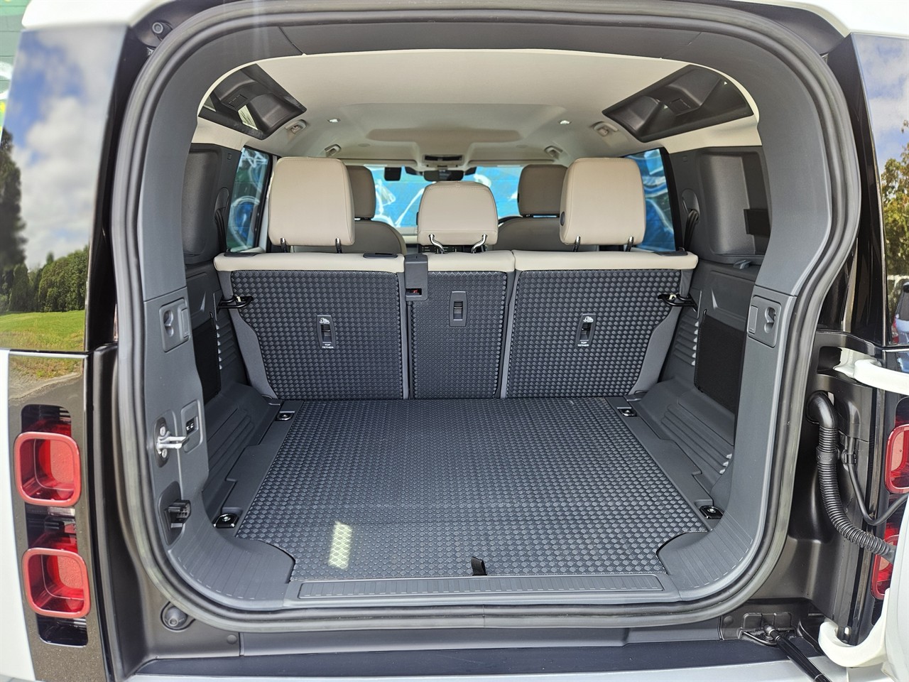 2023 Land Rover Defender