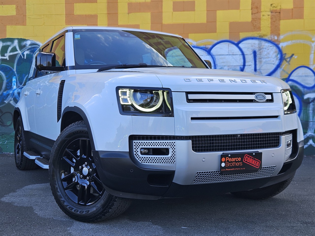 2023 Land Rover Defender