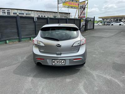 2011 Mazda Axela - Thumbnail