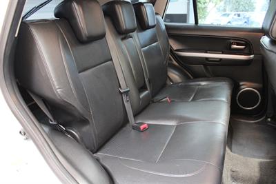 2008 Suzuki Grand Vitara - Thumbnail