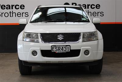 2008 Suzuki Grand Vitara - Thumbnail