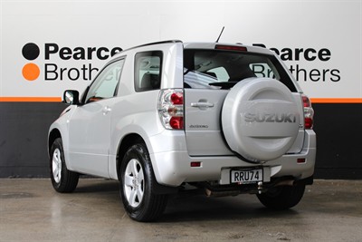 2008 Suzuki Grand Vitara - Thumbnail