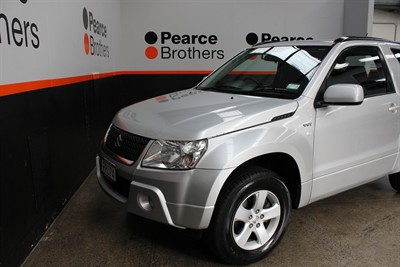 2008 Suzuki Grand Vitara - Thumbnail