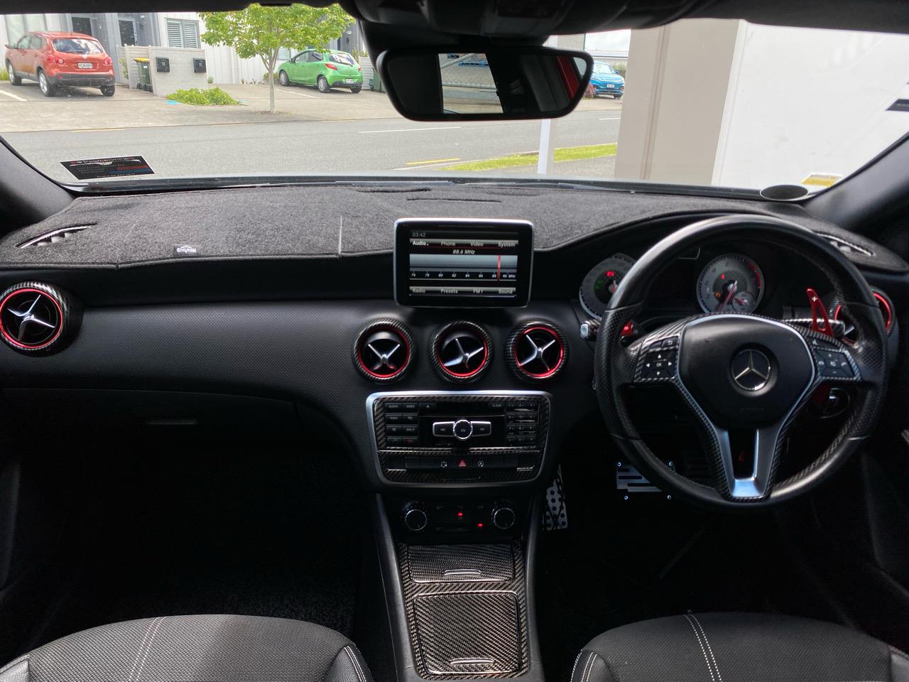 2015 Mercedes-Benz A180