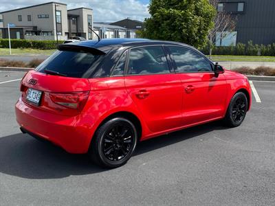 2012 Audi A1 - Thumbnail