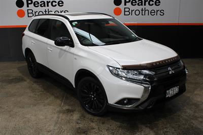 2021 Mitsubishi Outlander - Thumbnail