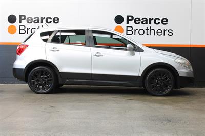 2015 Suzuki S-Cross - Thumbnail