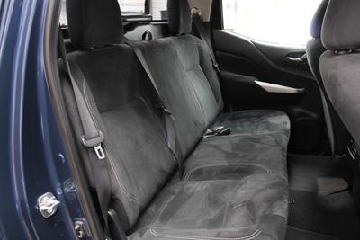 2017 Nissan Navara - Thumbnail