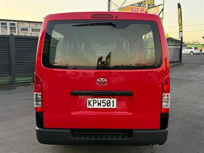 2017 Toyota Hiace - Thumbnail