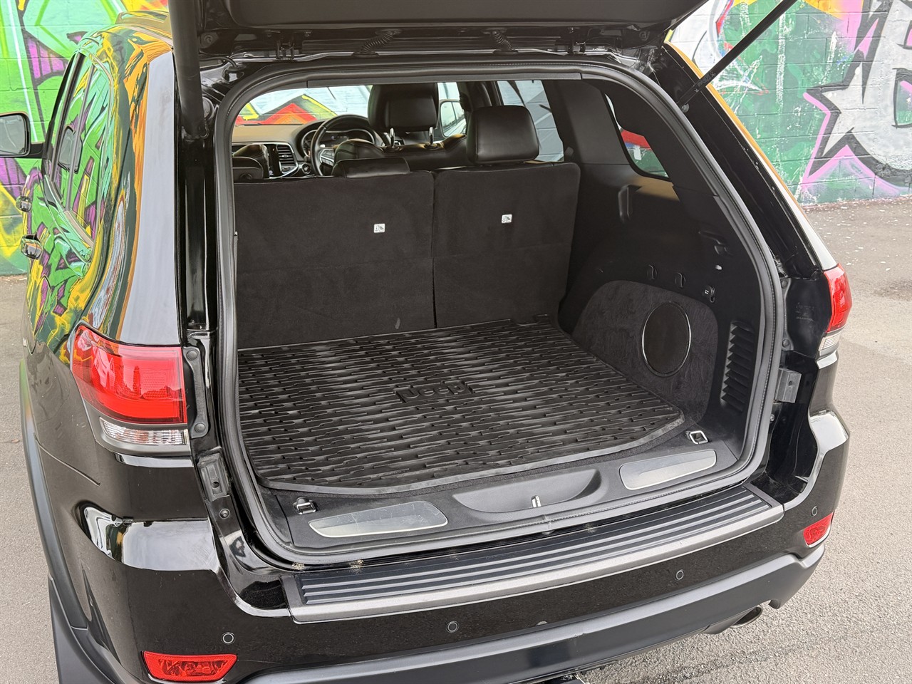 2019 Jeep GRAND CHEROKEE