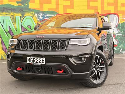 2019 Jeep GRAND CHEROKEE - Thumbnail
