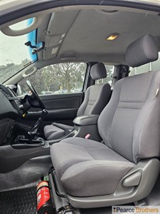 2015 Toyota Hilux - Thumbnail