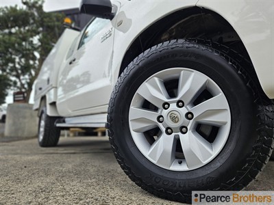 2015 Toyota Hilux - Thumbnail